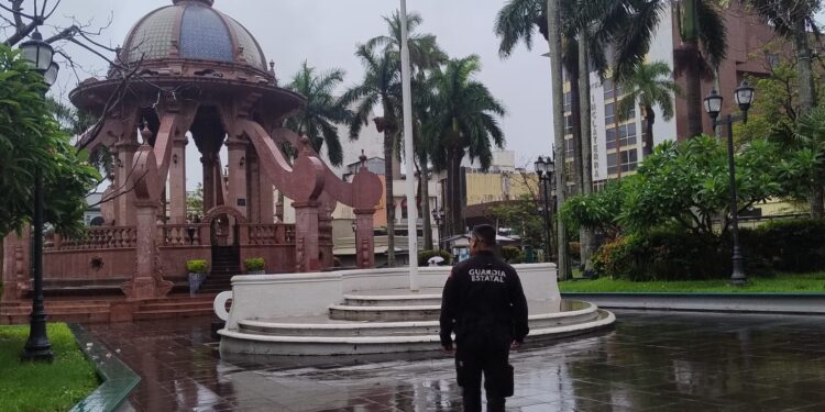 Guardia Estatal mantiene vigilancia tras desborde de Laguna del Carpintero en Tampico