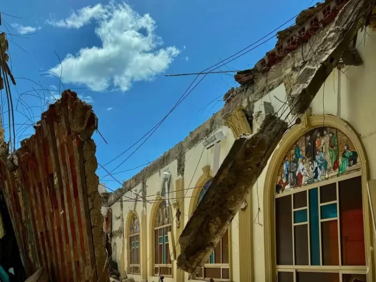 Colapsa techo de la iglesia “San Gregorio” en Cerralvo, Nuevo León