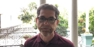 Atienden camiones recolectores de basura los sitios recreativos de Victoria