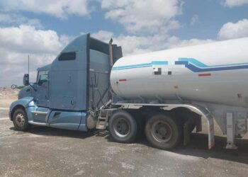 Revés a huachicoleros en Nuevo León; aseguran 35 mil litros de hidrocarburo