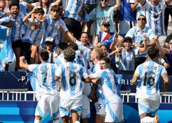 Argentina ‘respira’ en Juegos de París con triunfo 3-1 sobre Irak