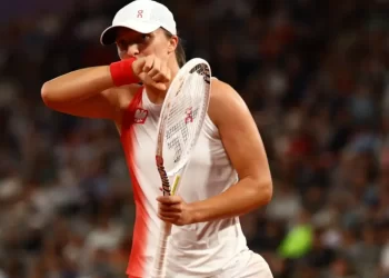 La número uno del mundo del tenis dice ‘presente’ en París