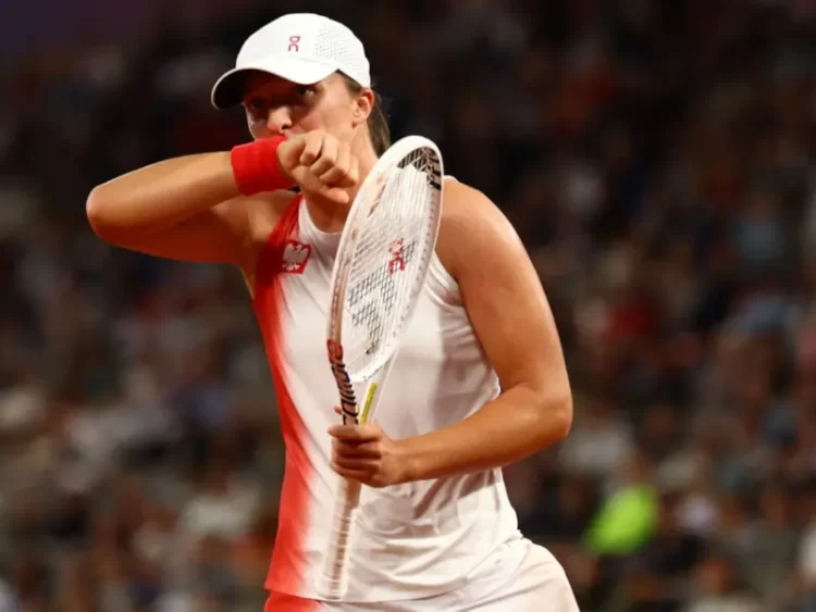 La número uno del mundo del tenis dice ‘presente’ en París