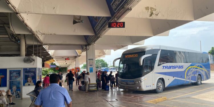 Urge rehabilitar la Central de Autobuses de Cd. Victoria; está en ruinas, es riesgosa para viajeros y empleados