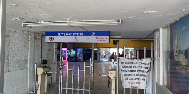 Urge rehabilitar la Central de Autobuses de Cd. Victoria; está en ruinas, es riesgosa para viajeros y empleados