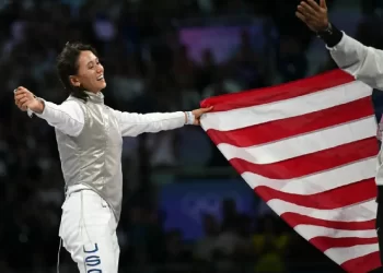 Kiefer Lee muestra su experiencia y con contundencia se lleva el oro en París