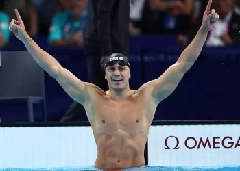 Martinenghi se consagra en 100m pecho por 2 centésimas de segundo