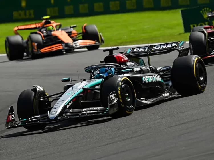 George Russell triunfa en Bélgica; ‘Checo’ Pérez finalizó octavo