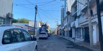 Calles del SAT y subdelegación del IMSS en Victoria, con grave deterioro