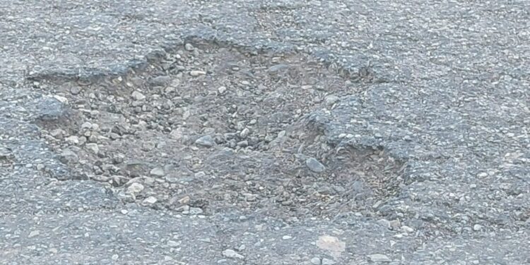 Grave deterioro de carreteras en Tamaulipas, la plataforma logística de exportaciones de México