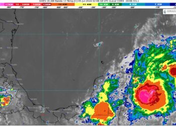 Huracán Beryl  sube a categoría 3 y tocará tierra en Tulum, Quintana Roo esta madrugada