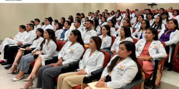 Otorgan plazas de servicio social a médicos pasantes de la UAT en Matamoros