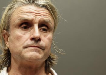 Salen a la luz condiciones de trabajo irregulares en espectáculo de Nacho Cano