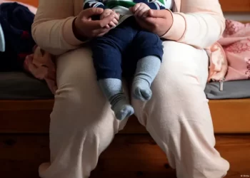 Crisis en cárceles salvadoreñas: Informe revela muertes de detenidos e impacto en menores