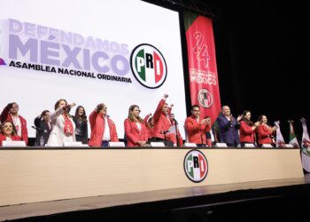 Asamblea Nacional de 3 mil 200 delegados aprueba reformas a documentos básicos del PRI 