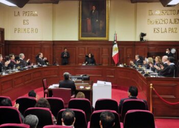 Tendrá Cabeza de Vaca cuatro años más de escolta