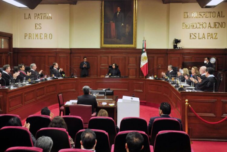 Tendrá Cabeza de Vaca cuatro años más de escolta