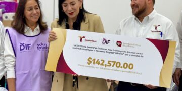 Entrega Secretaría General de Gobierno donativo para damnificados de la tormenta tropical Alberto