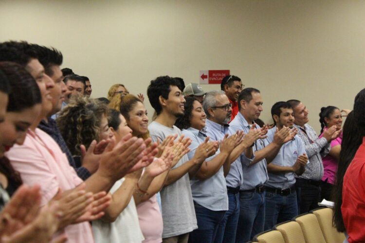 Capacita Secretaría del Trabajo a personas trabajadoras de empresas privadas en Ciudad Victoria