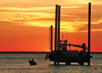 Eni descubre crudo y gas en la cuenca sureste del Golfo de México