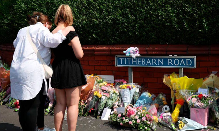 ‘Swifties’ recaudan fondos para víctimas de atentado en Reino Unido