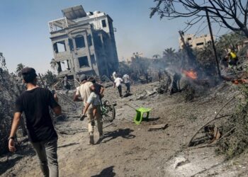 Campo de refugiados en Gaza sufre devastador ataque aéreo