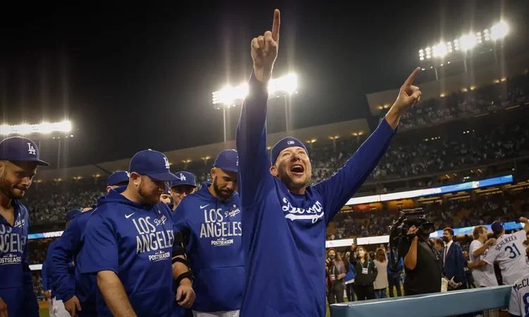 Kershaw brilla en su regreso y Dodgers derrotan a los Gigantes