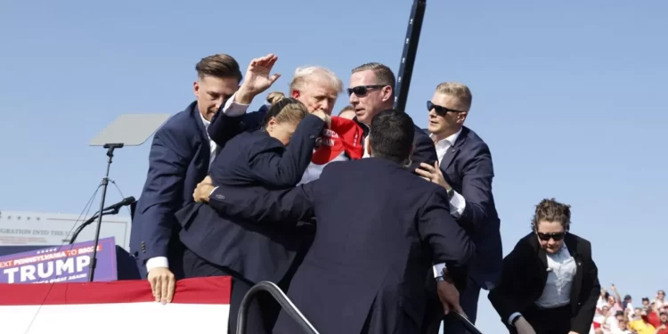 Atentan contra Dondald Trump