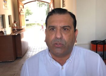 Investigan a dos agentes de tránsito “mordelones” de Victoria