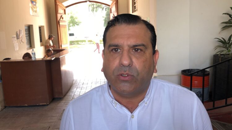 Investigan a dos agentes de tránsito “mordelones” de Victoria