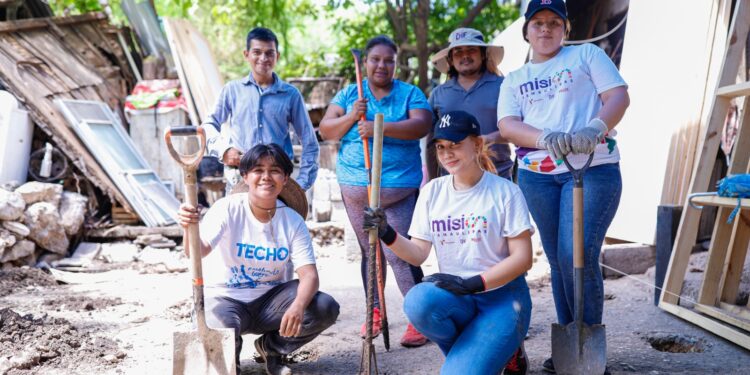 Unen esfuerzos Techo México y DIF Tamaulipas para construir vivienda emergente