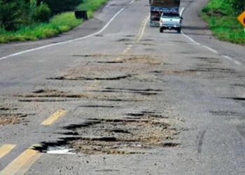 Gobierno de Tamaulipas aplicará 20 millones a bacheo emergente en carreteras federales