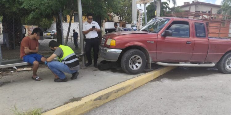 Causa costoso choque en crucero Eje Vial y Matamoros de Cd. Victoria