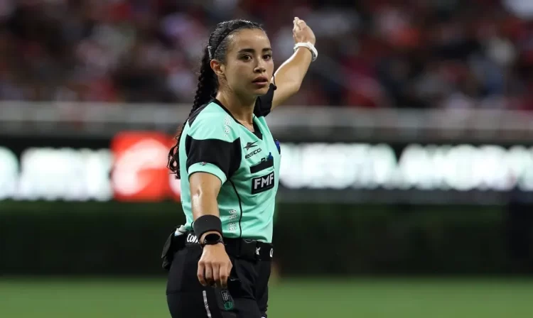 Árbitras mexicanas harán historia en París 2024