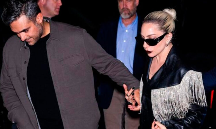 Lady Gaga se compromete con Michael Polansky