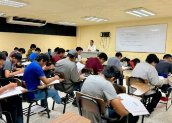 Concluye la UAT aplicación del examen CENEVAL de ingreso