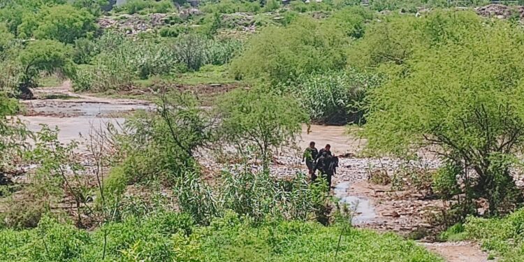 Rescatan a en el río San Marcos