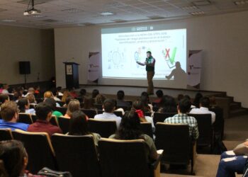 Capacita Secretaría del Trabajo a empleados de empresas privadas