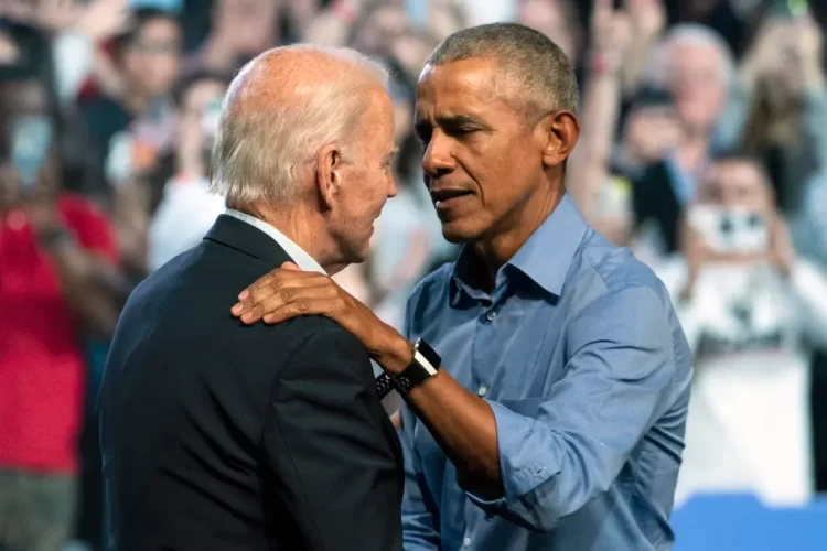 Obama sugiere a Biden reconsiderar su candidatura: Washington Post