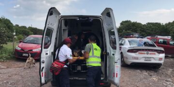 Se fractura pierna al caer en cascadas de Juan Capitán