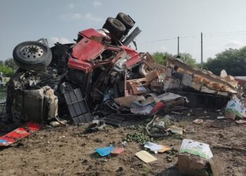 Un muerto y dos heridos deja encontronazo vehicular en la carretera Victoria-Tampico