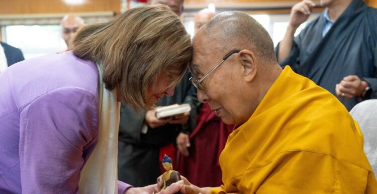 Dalái Lama promete revelar planes de reencarnación en su próximo cumpleaños