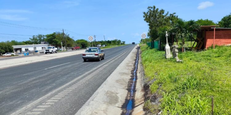 Combaten derrame de hidrocarburo en Altamira