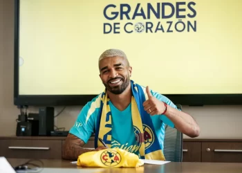 Rodrigo Aguirre llega al América para reforzar el ataque