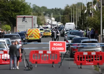 Carlos y Camila expresan dolor por fatal ataque a menores