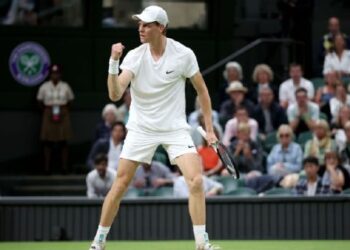 Jannik Sinner: Un paso más cerca del título en Wimbledon tras dominar en tercera ronda