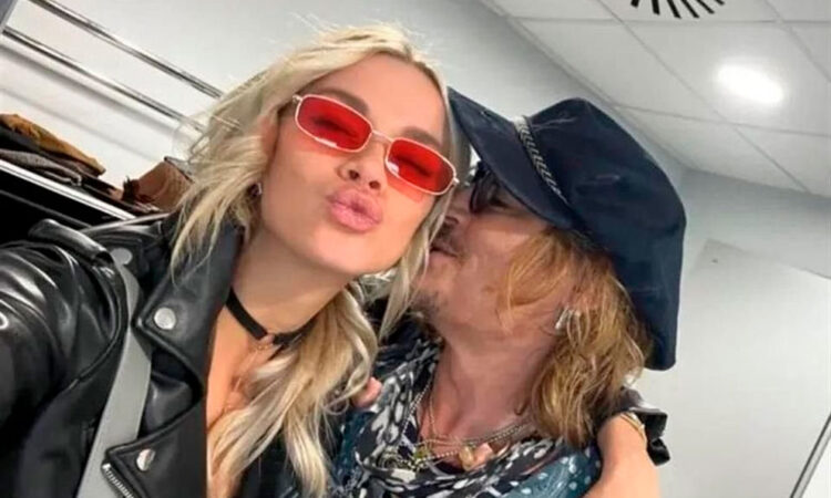 Johnny Depp inicia romance con la modelo rusa Yulia Vlasova