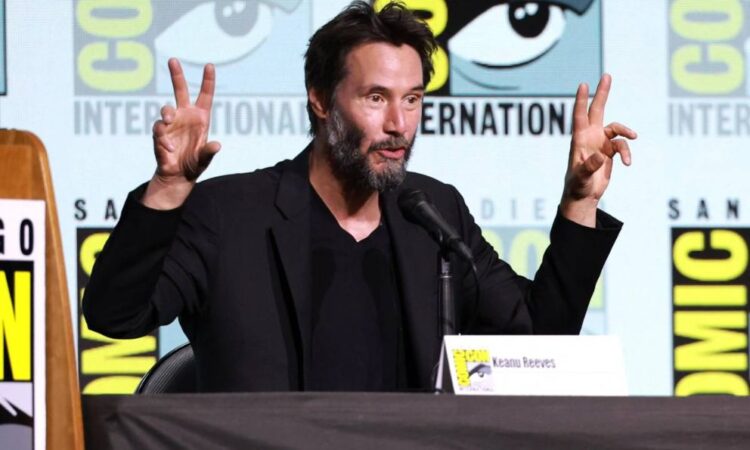 Keanu Reeves recibe inesperadamente el premio Inkpot de la Comic-Con