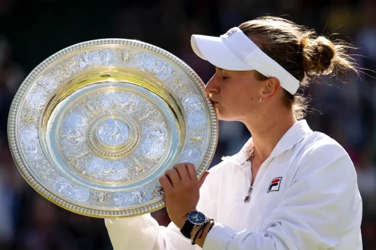 Emocionante victoria de Krejcikova en la final de Wimbledon