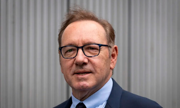 Kevin Spacey recibe premio por Mejor Interpretación en Folkestone